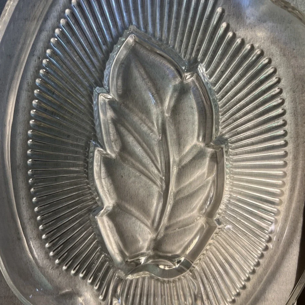 Vintage Woolworth's Federal Glass Snack Set Crystal Leaf 1959, 4 Place Settings